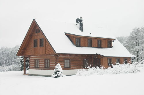 Foto 1 - Spacious Cottage With 5 Bedrooms, Woodburning Stove, Sauna, Near Ski Lift