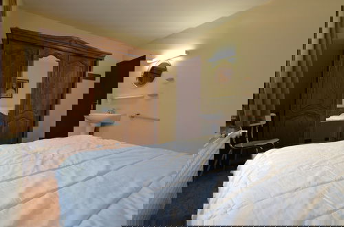Foto 6 - Charming Holiday House With Sauna, Tanning Bed, Garden, Terrace and Lovely View