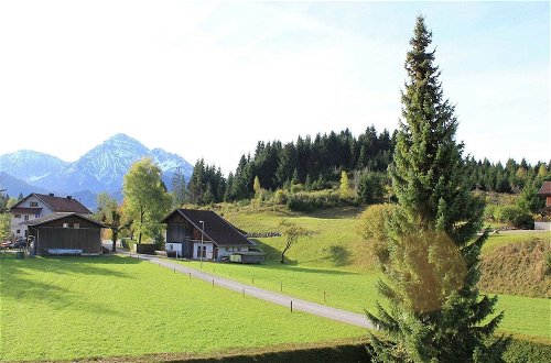 Photo 21 - Heavenly Apartment in Wängle Tyrol near Walking Trails