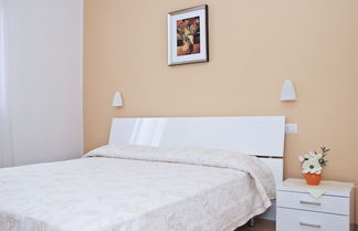 Photo 2 - Apartments And Rooms Camaiore