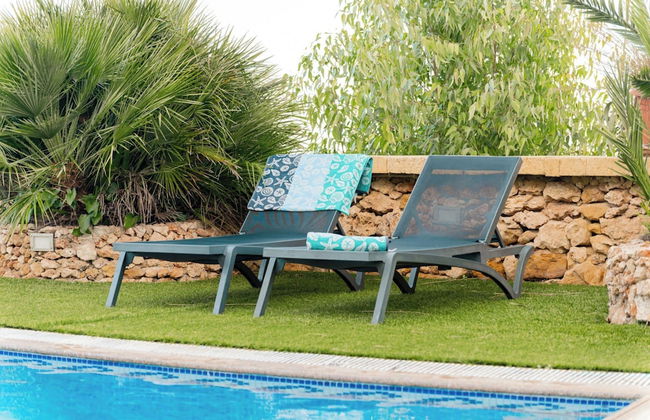 Villa Savona 3 Bedroom Villa With Private Pool - Photo 20