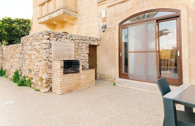 Villa Savona 3 Bedroom Villa With Private Pool - Photo 30