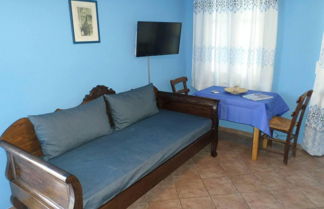 Photo 3 - Santorious Quiet Apartment