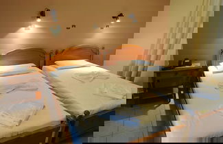 Photo 9 - Marianna Hotel