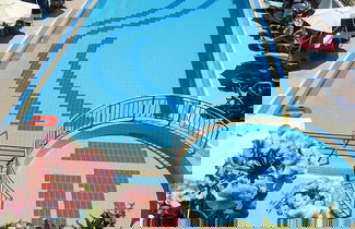 Photo 25 - Marianna Hotel