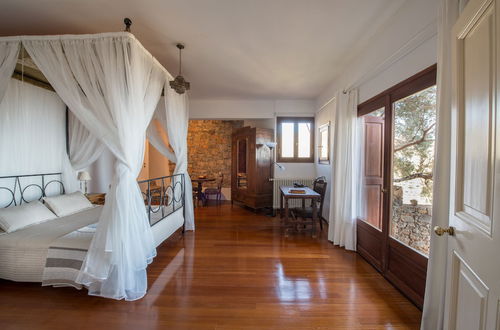 Photo 4 - Villa Mirabello Suites