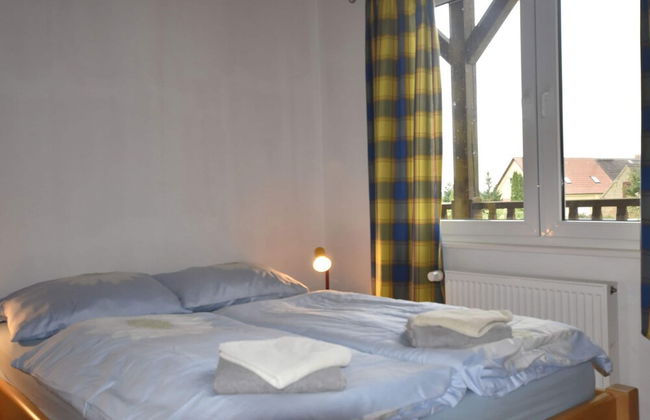 Expansive Holiday Home in Mecklenburg near Baltic Sea - Photo 2