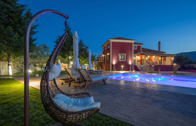 Villa Froso - Photo 1