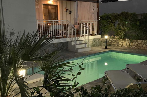 Photo 27 - Stylish Villa in Loutra with Private Pool & Garden near Sea Beach