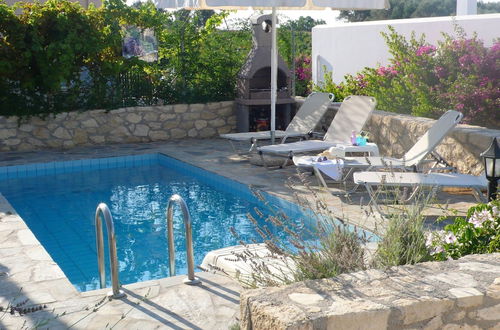 Photo 19 - Stylish Villa in Loutra with Private Pool & Garden near Sea Beach