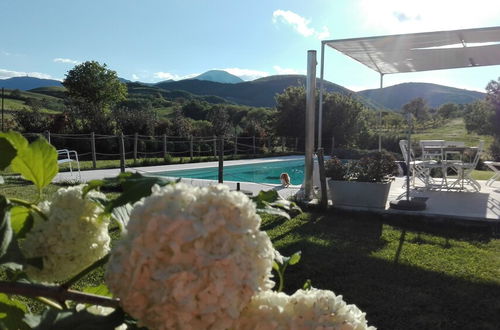 Photo 15 - Hillside Villa With Swimming Pool and Jacuzzi - Frasassi Caves