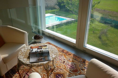 Foto 8 - Hillside Villa With Swimming Pool and Jacuzzi - Frasassi Caves