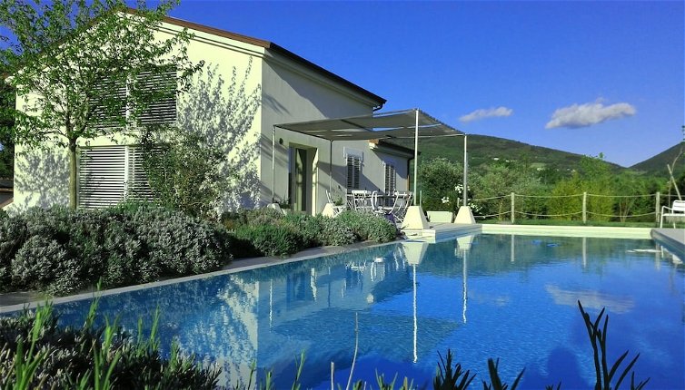 Photo 1 - Hillside Villa With Swimming Pool and Jacuzzi - Frasassi Caves