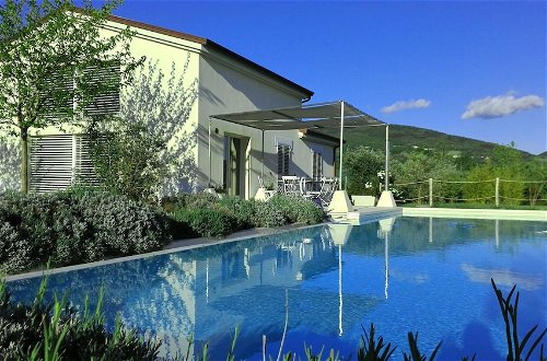Photo 1 - Hillside Villa With Swimming Pool and Jacuzzi - Frasassi Caves