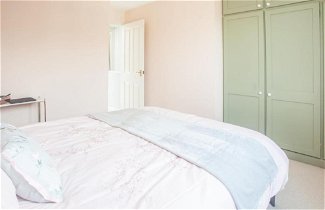 Photo 3 - Sunny and Bright 1 Bed Apartment in London