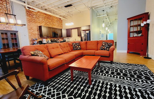 Geneva's Place LLC - Photo 11