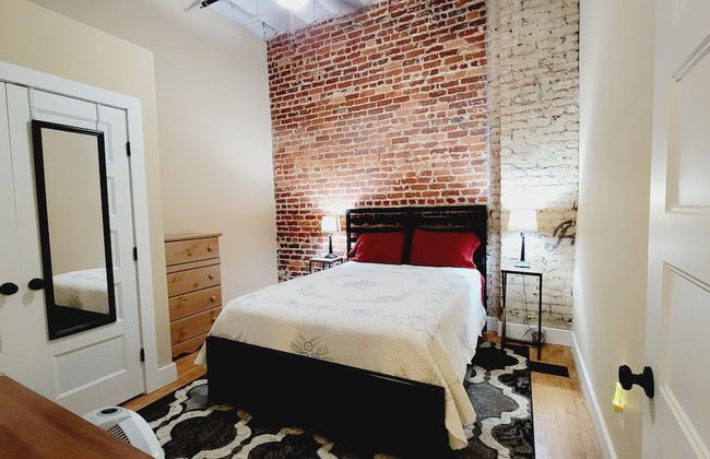 Geneva's Place LLC - Photo 13