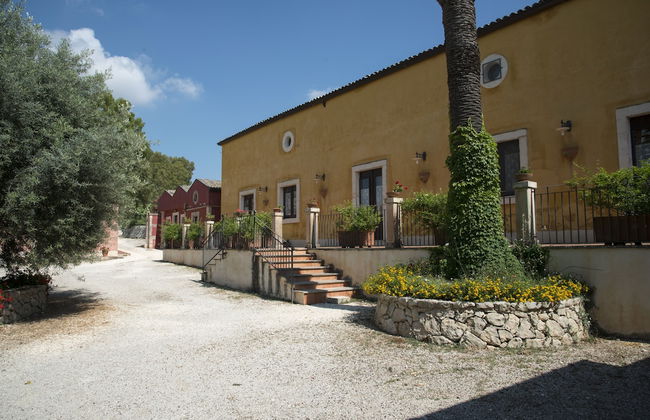 Agriturismo Borgo degli Ulivi - Foto 1