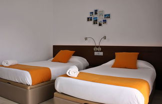 Photo 3 - Apartahotel Centric