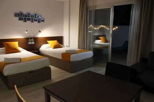 Photo 4 - Apartahotel Centric