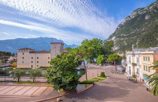 Photo 1 - Residenza Rocca del Lago 3