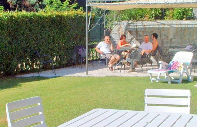 Apartment in Residence on Lake Maggiore near Beach - Foto 13