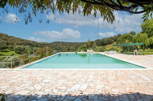 Photo 17 - Idyllic Farmhouse in Montemor-o-novo With Pool