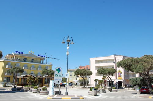 Photo 10 - Sun Drenched Seaside Holiday Home near Venice