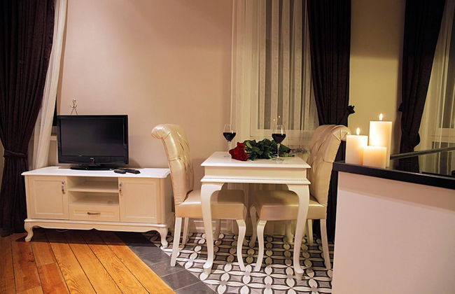 Frida Suites and Aparts - Photo 25