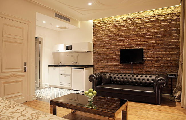 Frida Suites and Aparts - Photo 28