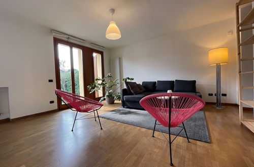 Foto 1 - Modern Apartment, Private Garden, 25km From Milan