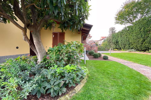 Photo 10 - Modern Apartment, Private Garden, 25km From Milan