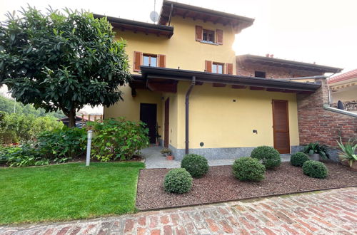 Foto 16 - Modern Apartment, Private Garden, 25km From Milan