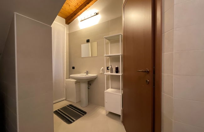 Modern Apartment, Private Garden, 25km From Milan - Foto 8