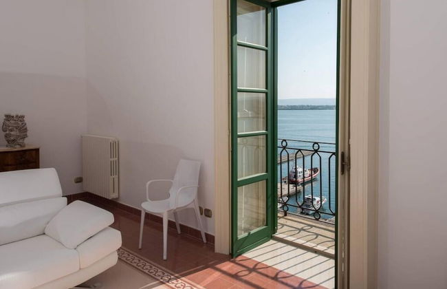 Duomo sea Side Deluxe Apartment - Foto 30