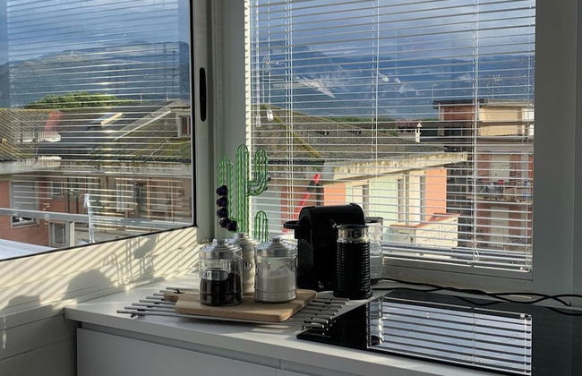 Cosy Apartment With Terrace View in Sarzana, Italy - Foto 12