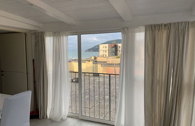 Cosy Apartment With Terrace View in Sarzana, Italy - Foto 19