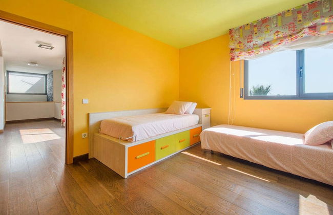 Villa Déjà Vu with stunning sea views - Photo 2
