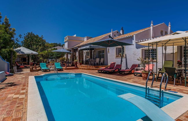 Gorgeous Holiday Home With Swimming Pool - Foto 30