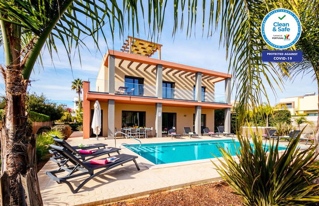 Villa Copacabana - Foto 1