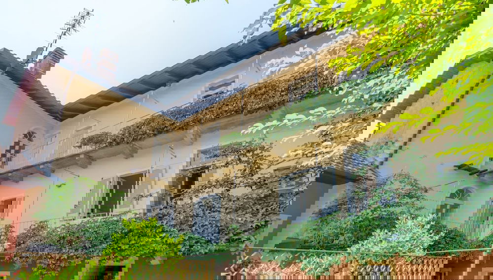 Primary image