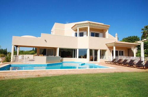 Photo 19 - Lavish Villa in Albufeira With Private Swimming Pool