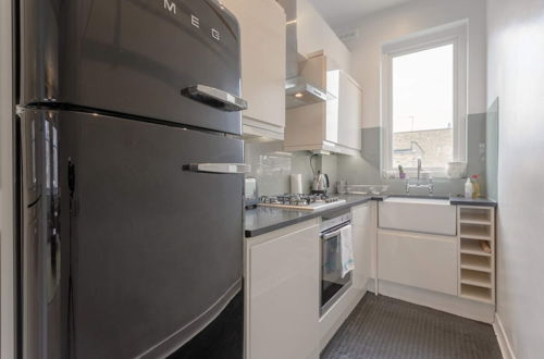 Photo 8 - Vibrant 1 Bedroom Flat In Islington With Garden