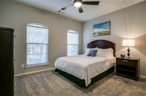 Photo 7 - Beautifully furnished 3 bedroom Frisco
