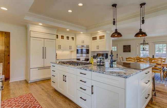 5BR Mnt Viewsdowntown Luxuryfirepit & RV Parking - Foto 24