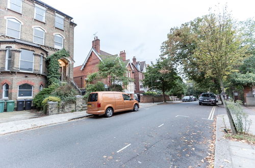 Photo 29 - Spacious 1BR Period Apartment Hampstead