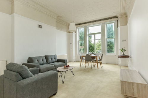 Photo 14 - Spacious 1BR Period Apartment Hampstead