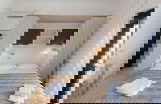 Foto 3 - Comfy Apartment in Rimini Near the Sea
