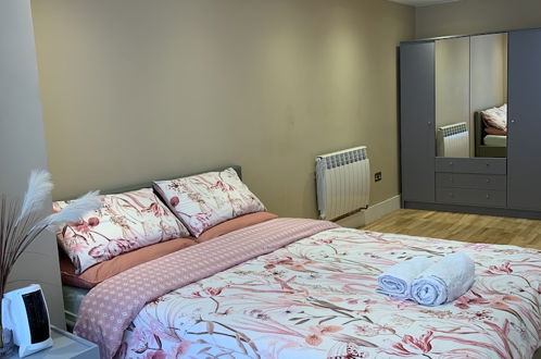 Photo 13 - Charming 2-bed Apartment in Kingston Upon Thames