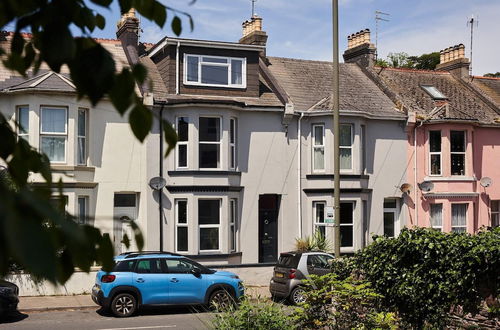 Photo 12 - Greenswood House - Bohemian Victorian Family Home With hot tub Close to Harbour